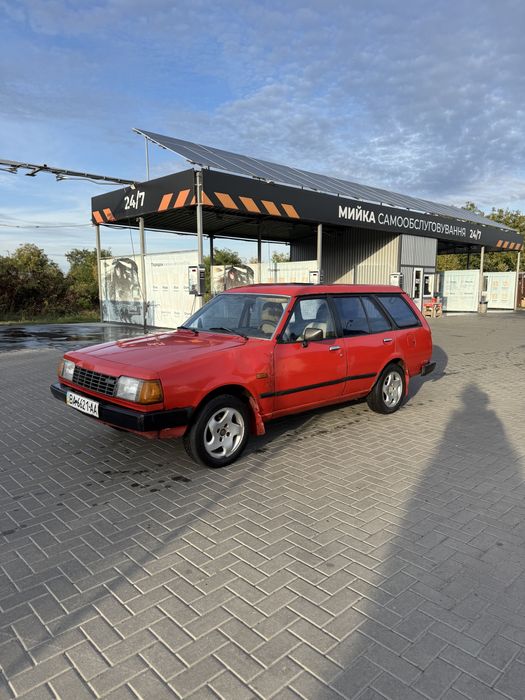 Автомобіль Mazda 323 газ/бенз універсал