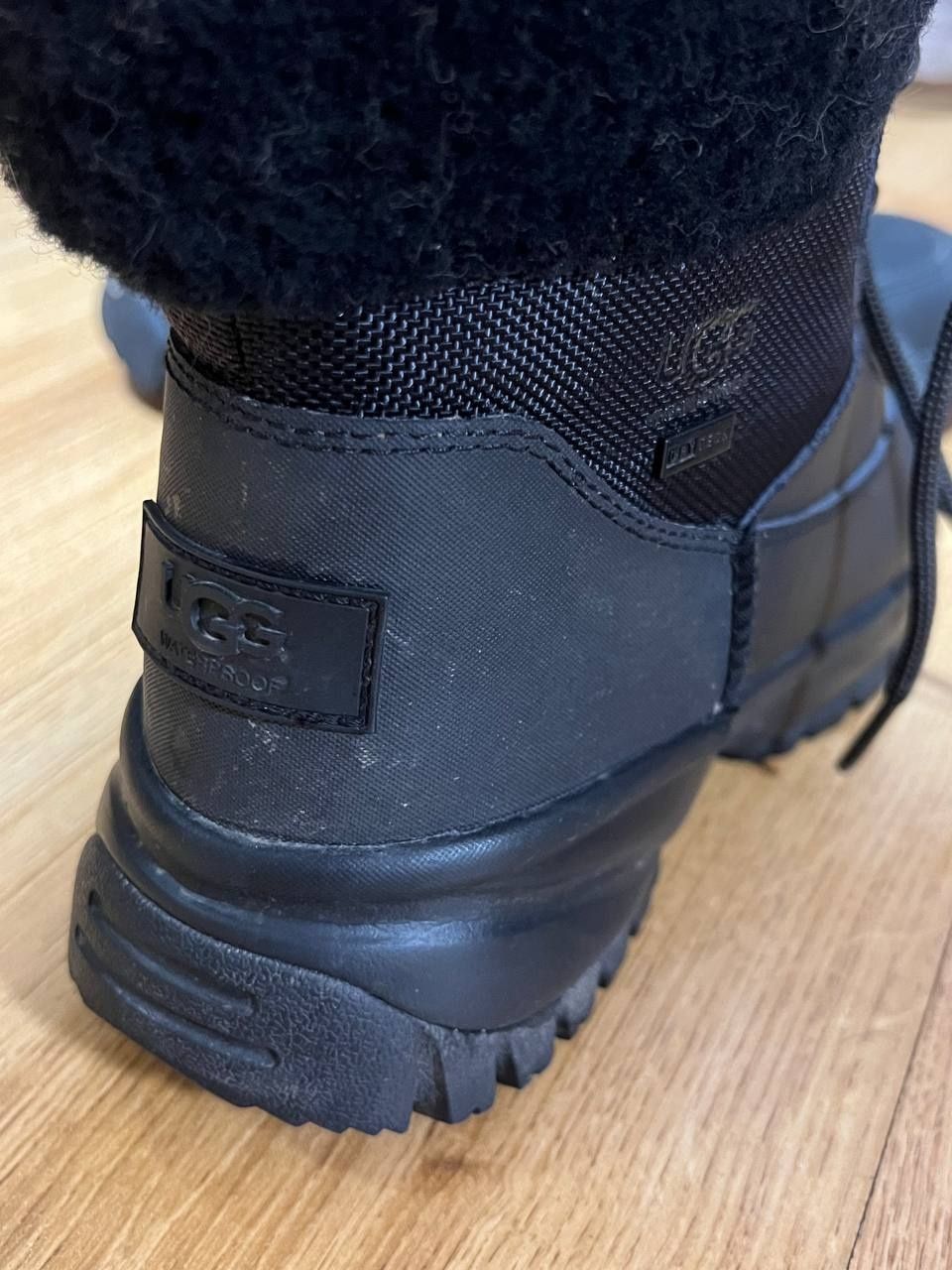 Взуття жіноче оригінал ugg  39