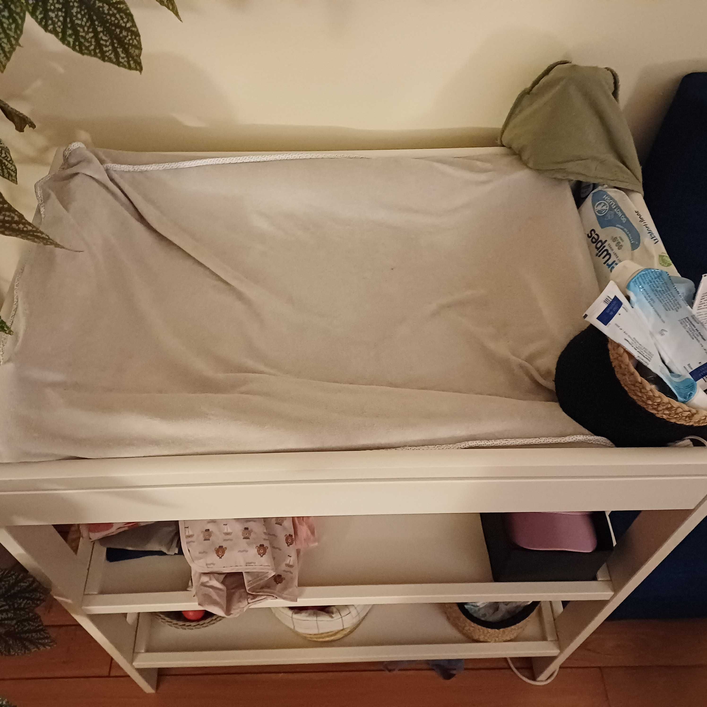 Trocador ikea bom estado