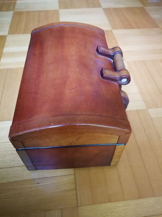 Kuferek, szkatułka na biżuterię, drobiazgi i inne skarby