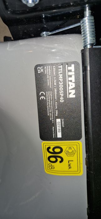 Kosiarki spalinowe z napędem