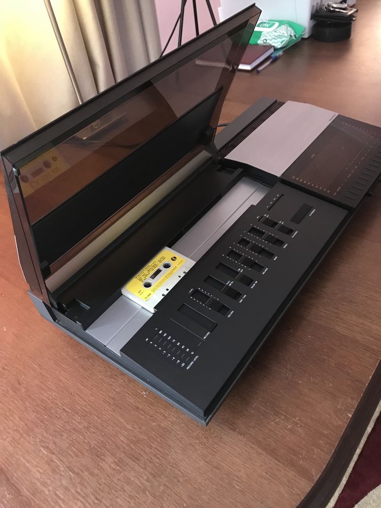 Підсилювач Ресівер Акустична система Bang Olufsen BeoCenter 2100