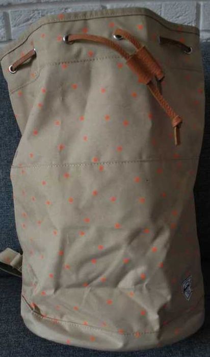 Stylowa torba plecak HERSCHEL
