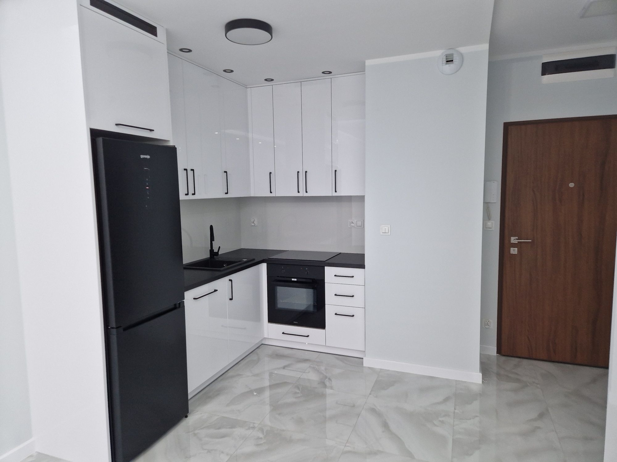 Nowe ,Centrum Jurowiecka  42m2 Salon z kuchnia + Sypialnia idealne dla