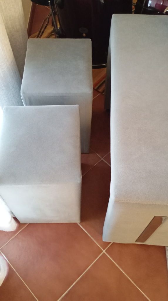 Vendo Sofá chaise longue, cinza em muito bom estado