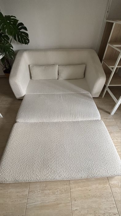 sofá-cama Dalila de 2 lugares, em tecido bouclé / creme