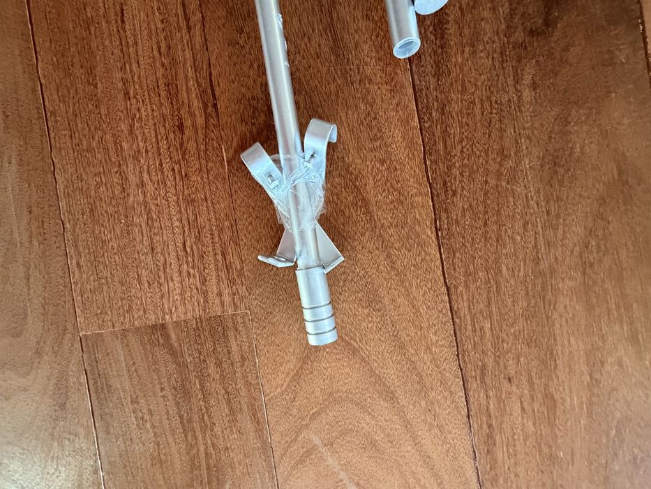 Varões para cortinados