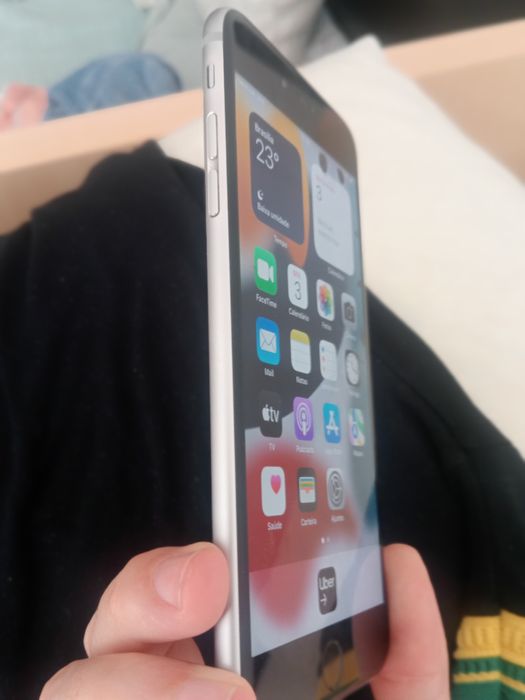 iPhone 6 s plus com Robô para glovo e bolt