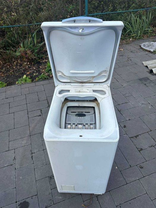 Продам пральну машину Electrolux (топ-лоад) — б/у