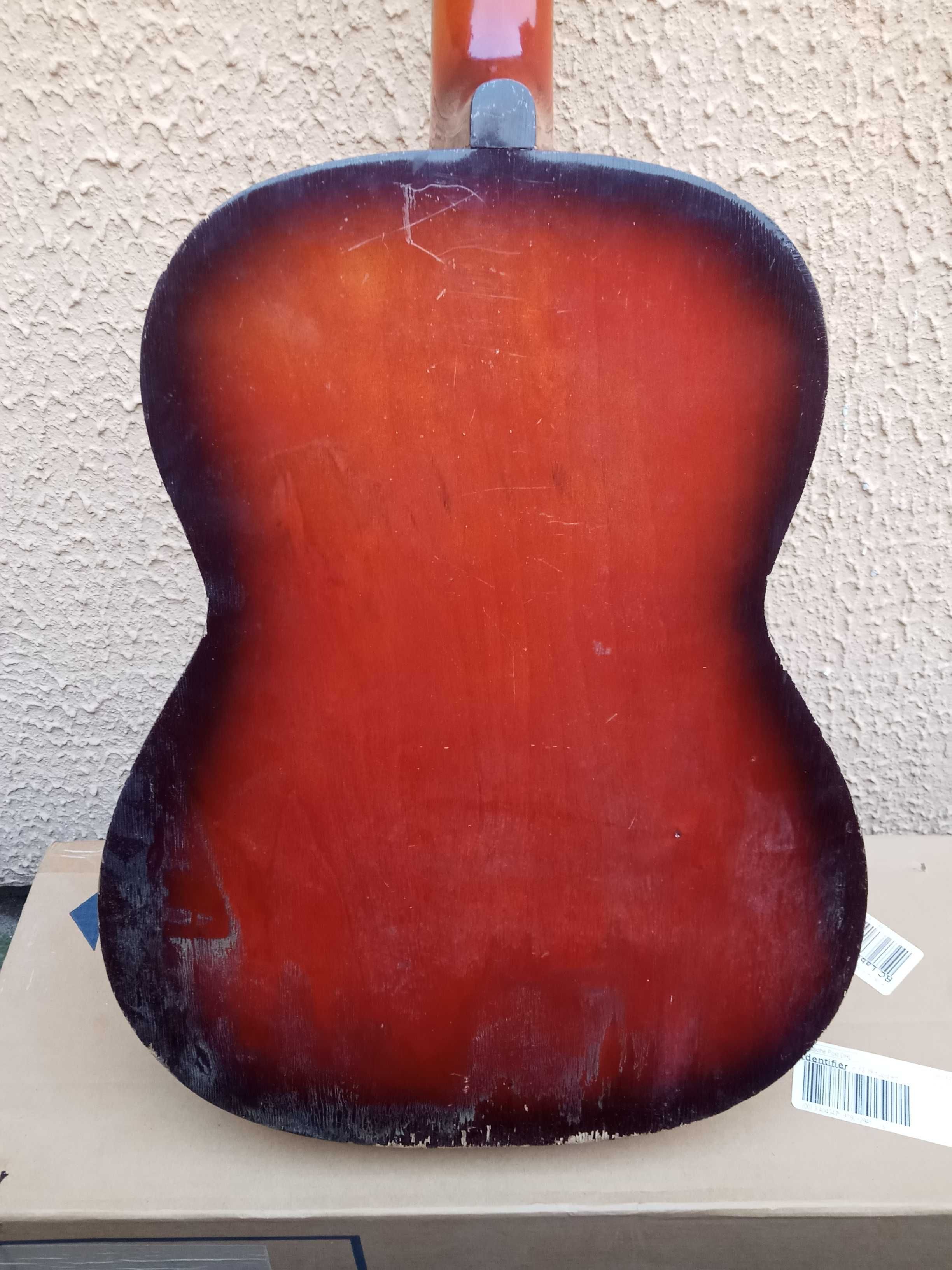 GITARA Klasyczna