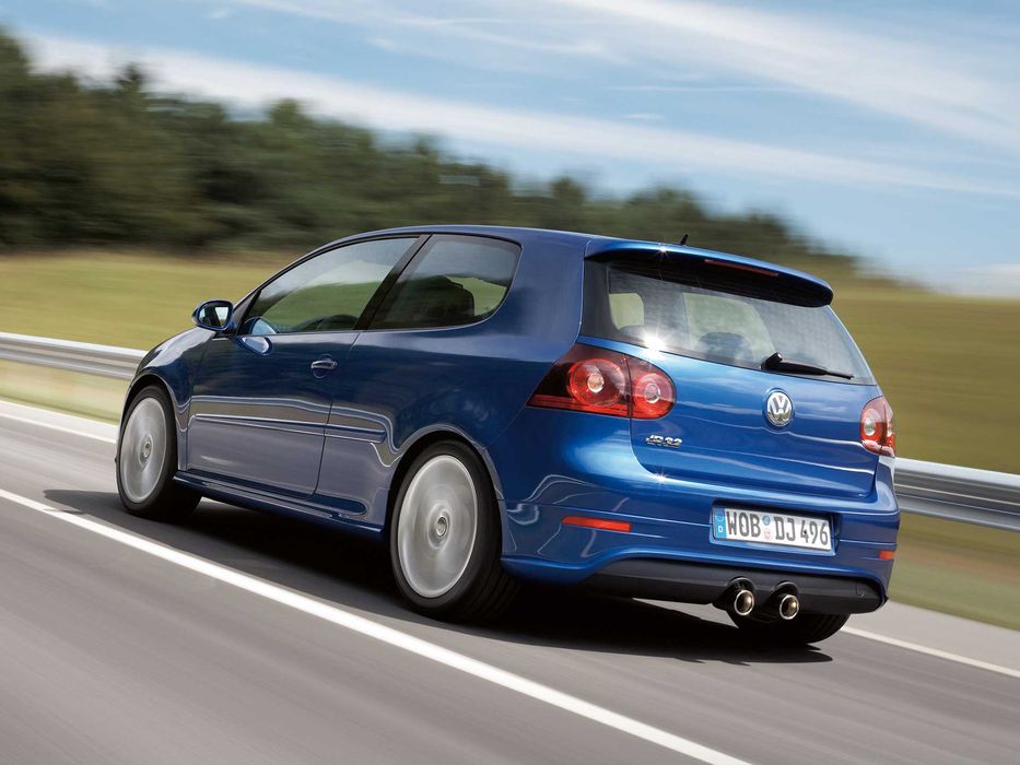 Difusor de para-choque traseiro Look R32 para Volkswagen Golf 5