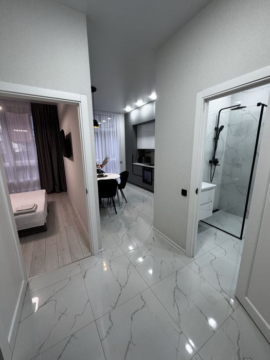 Подобова оренда квартри в ЖК Huge Пасічна/Зелена/Пимоненка