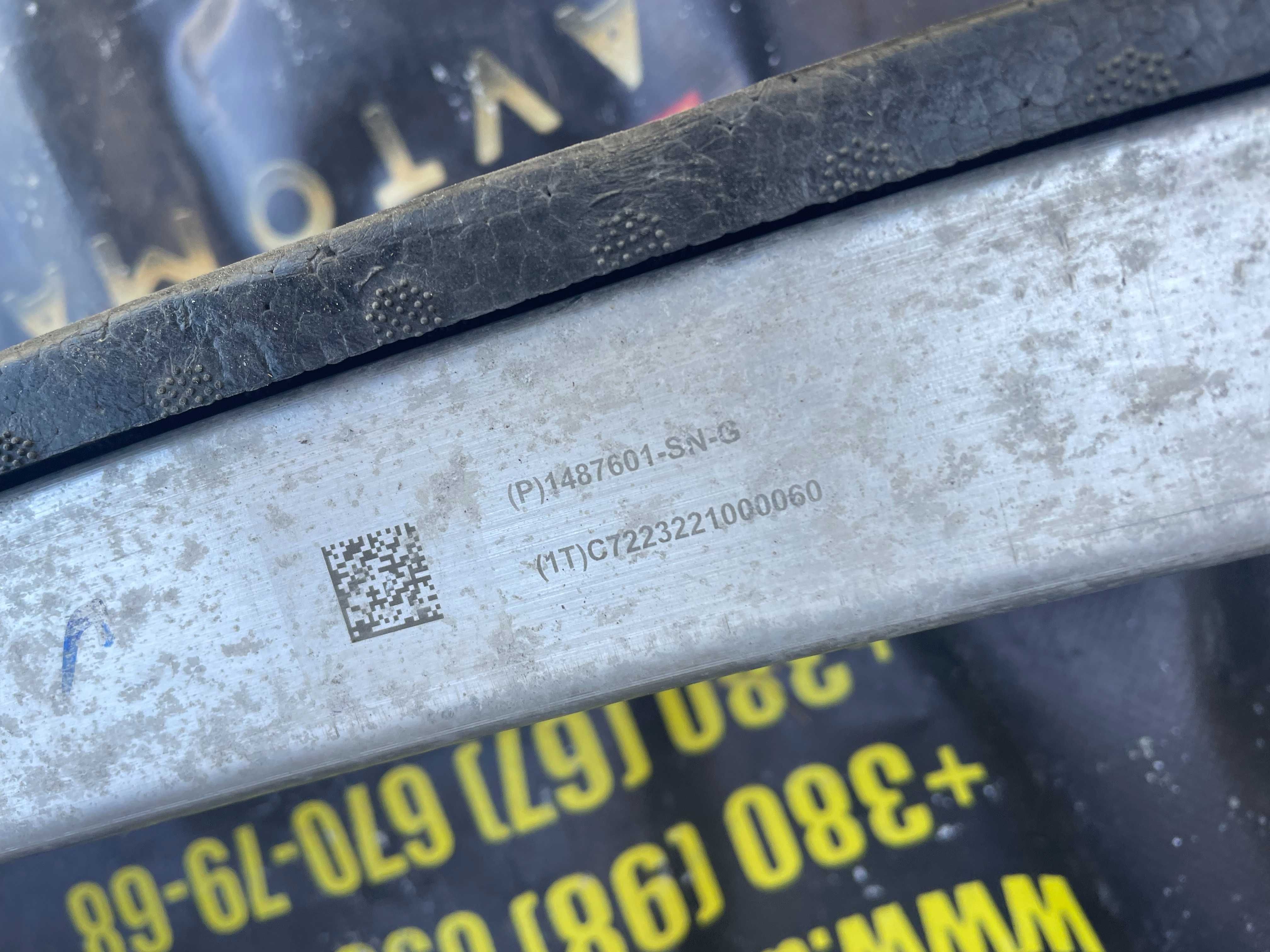 Усилитель бампера переднего Tesla Y 1487601-sn-g Підсилювач