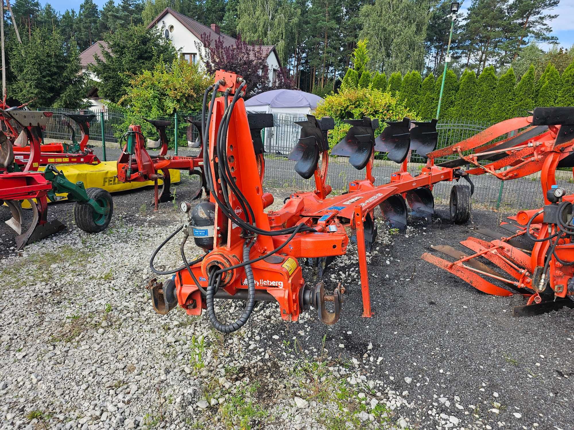 Pług kverneland ,Overum,kuhn, resor ,hydraulika super stan **