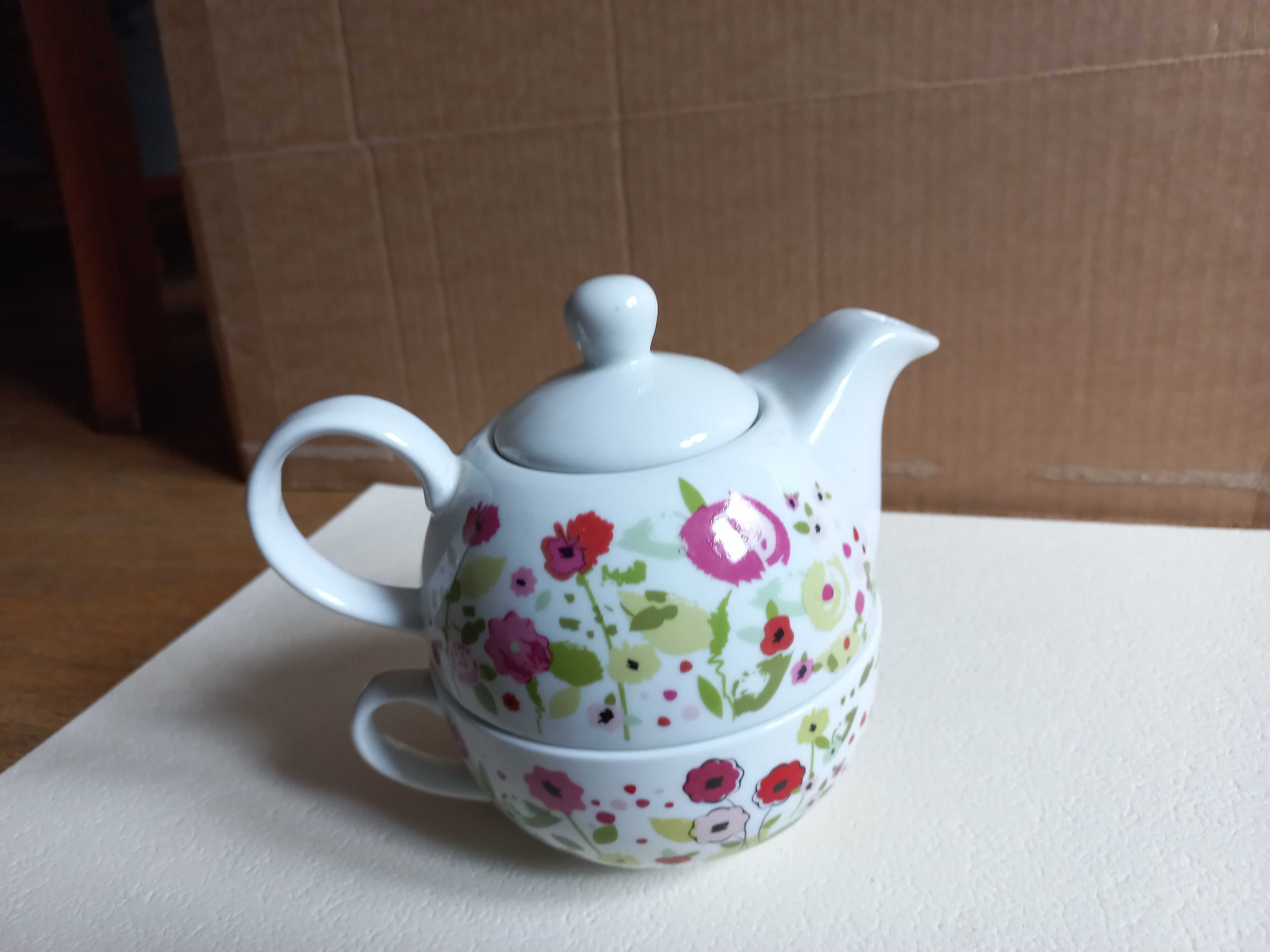 Czajniczek z filiżanką Imbryk do parzenia herbaty Home&You Prezent