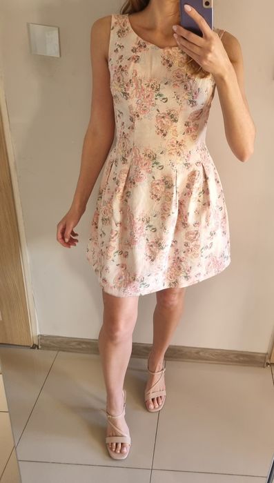 Sukienka Pretty Girl rozmiar S