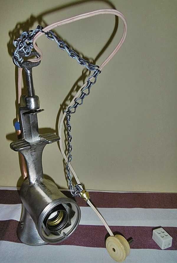 Lampa kreatywna - maszynka " nr. 8 "
