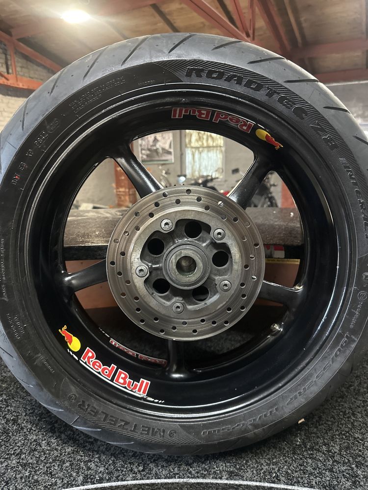 R6 Koło YAMAHA YZF-R6 RJ11 06-07 FELGA TYŁ Tylna Tarcza Opona Zębatka