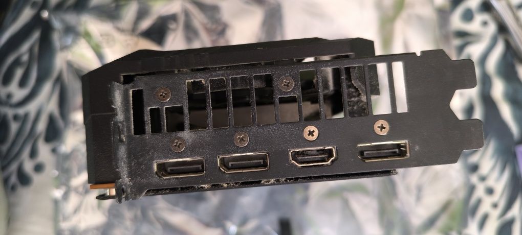 RX 5700 tuf gaming