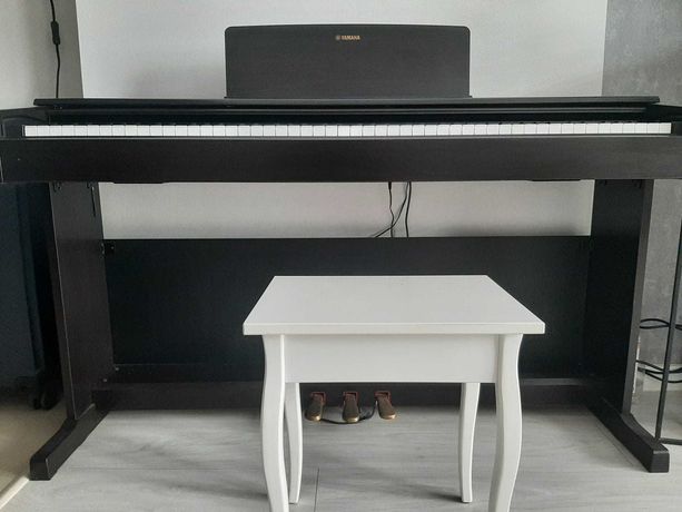 Pianino cyfrowe Yamaha YDP - 144 R Arius