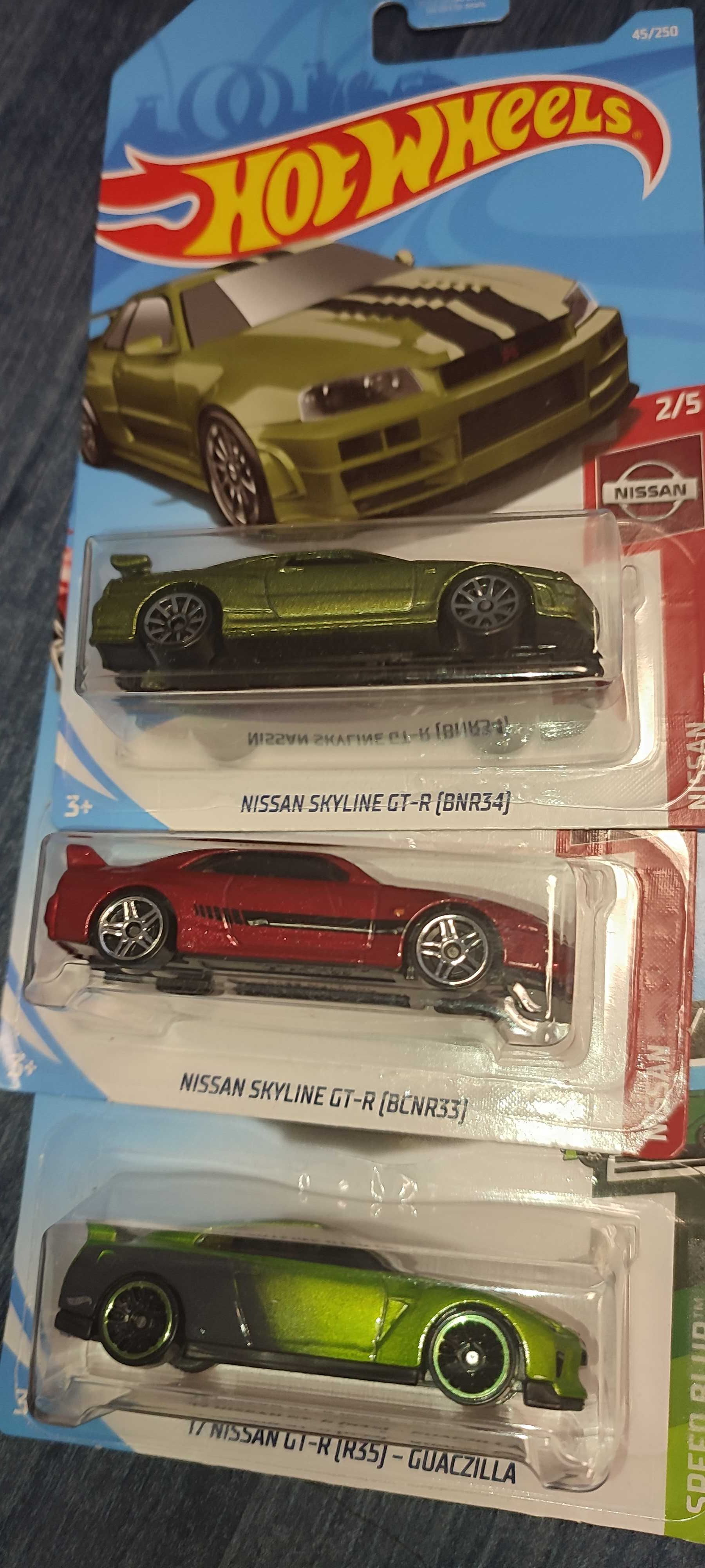 Hot wheels Nissan набір 7 штук