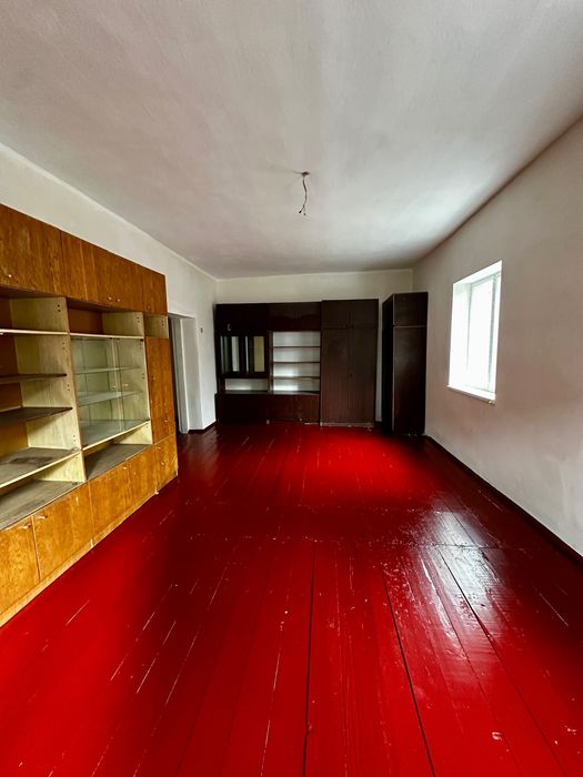 Окремий цегляний будинок / Гребінки/ держ.програми розглядаємо