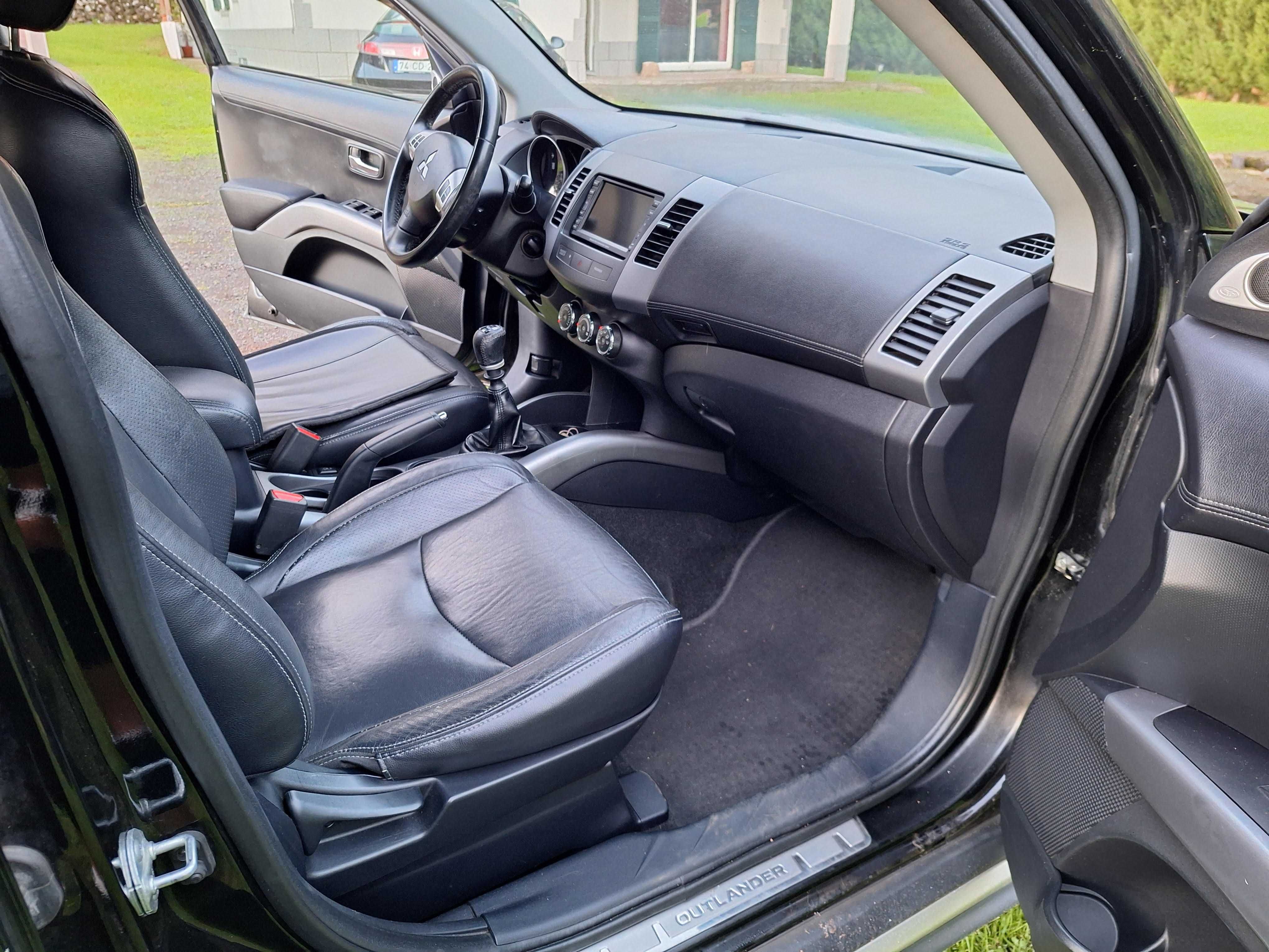 Mitsubishi Outlander 7 lugares, Diesel 2011