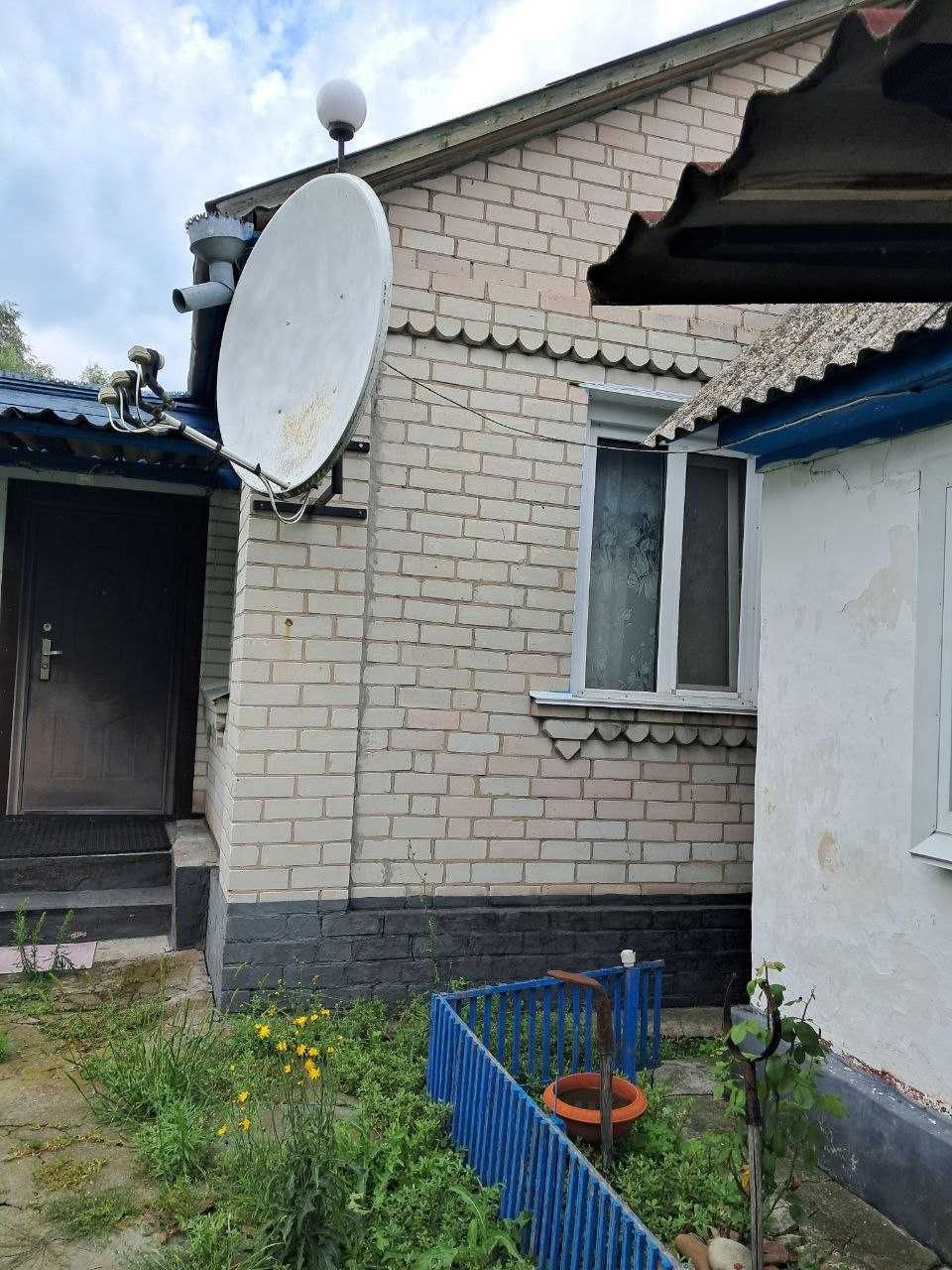 Продам дом в с. Новый Быков Нежинского района