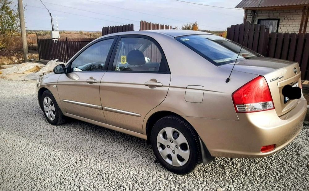 Продаю kia cerato