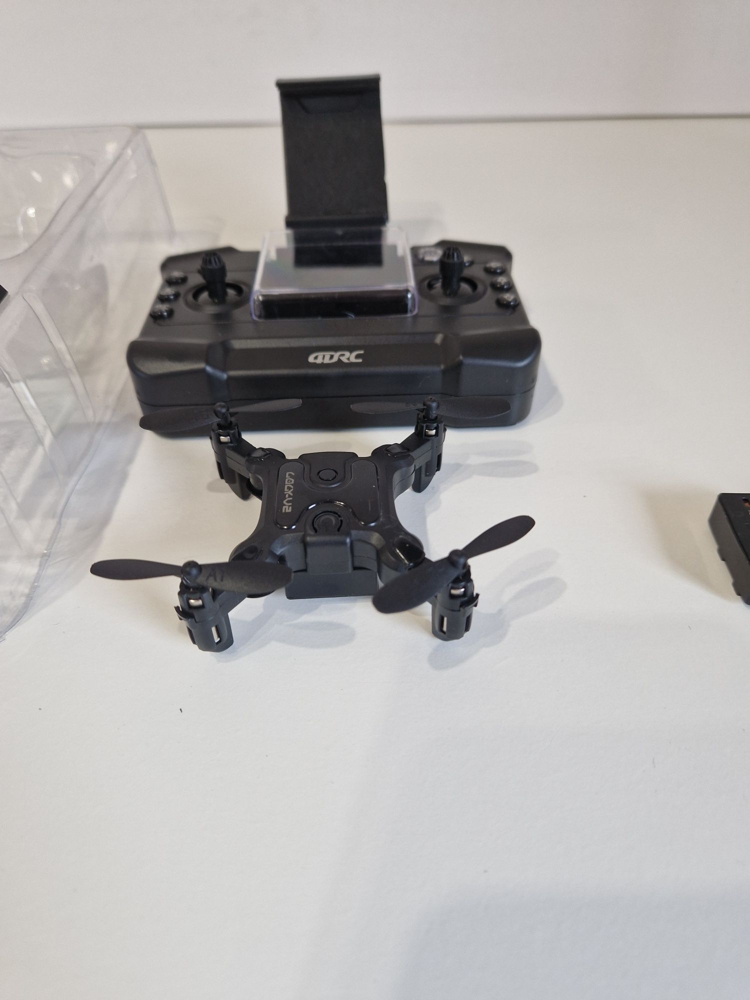 mini dron kieszonkowy 4DRC z kamerą