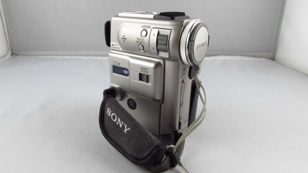 SONY - Mini DV DCR-PC3E Kamera cyfrowa