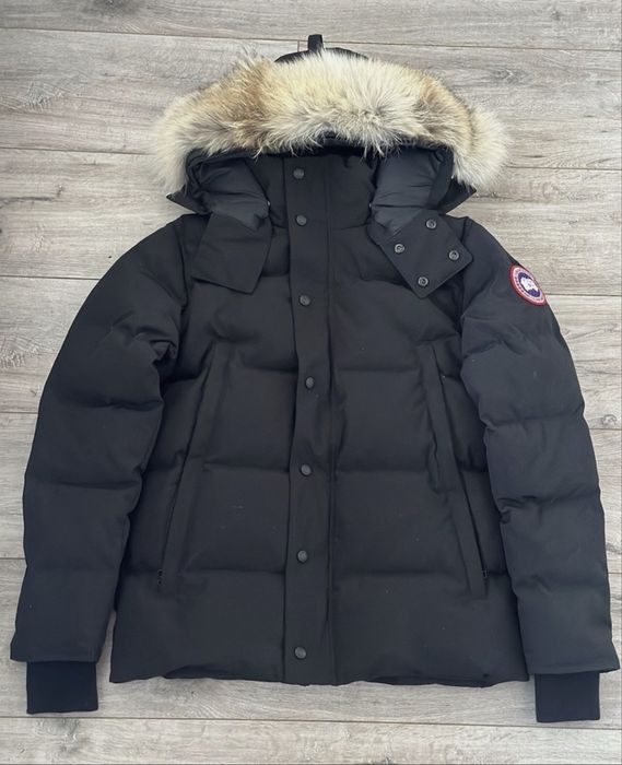 пуховик Canada Goose