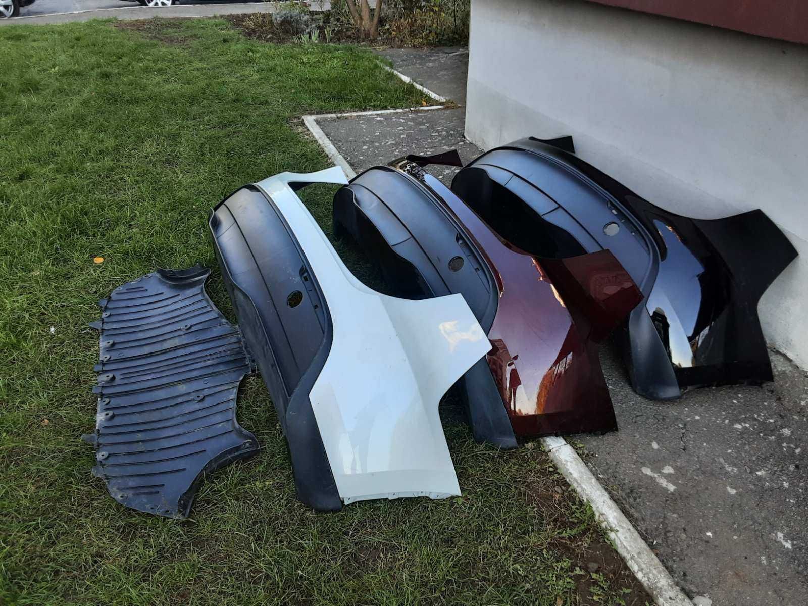 Бампер задній Tesla Model Y