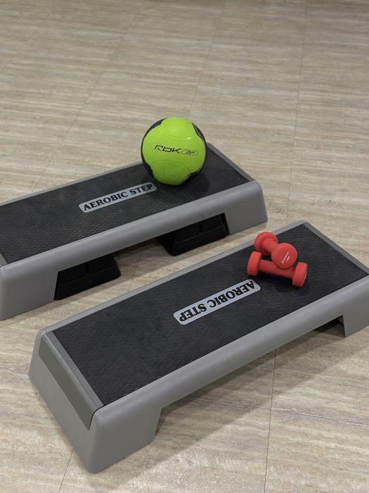 Здається в оренду фітнес зал на Ахматової