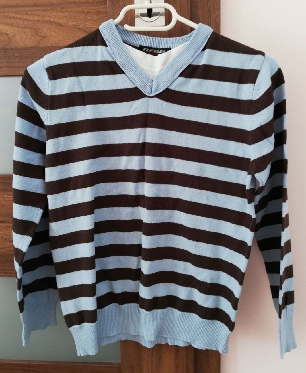 Bluza dresowa, sportowa, sweter, koszulka roz 140
