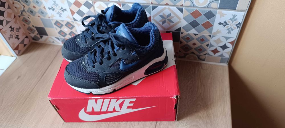 Buty chłopięce Nike r 28,5