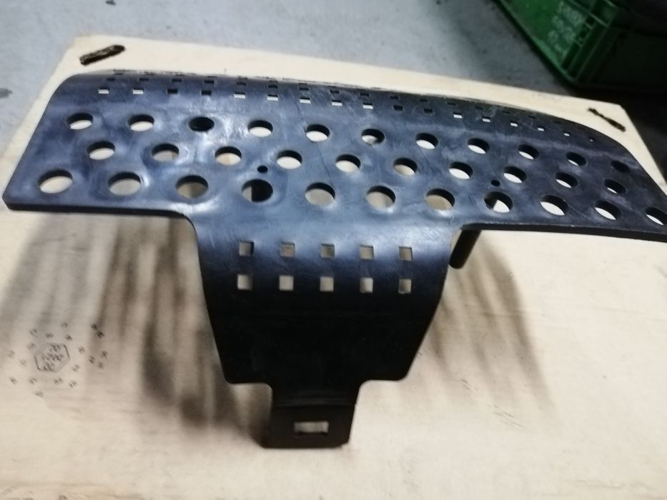 Osłona skrzynki bezpieczników modułu BSI BCM Ford Focus mk2 i C-max