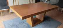 Mesa de sala em carvalho