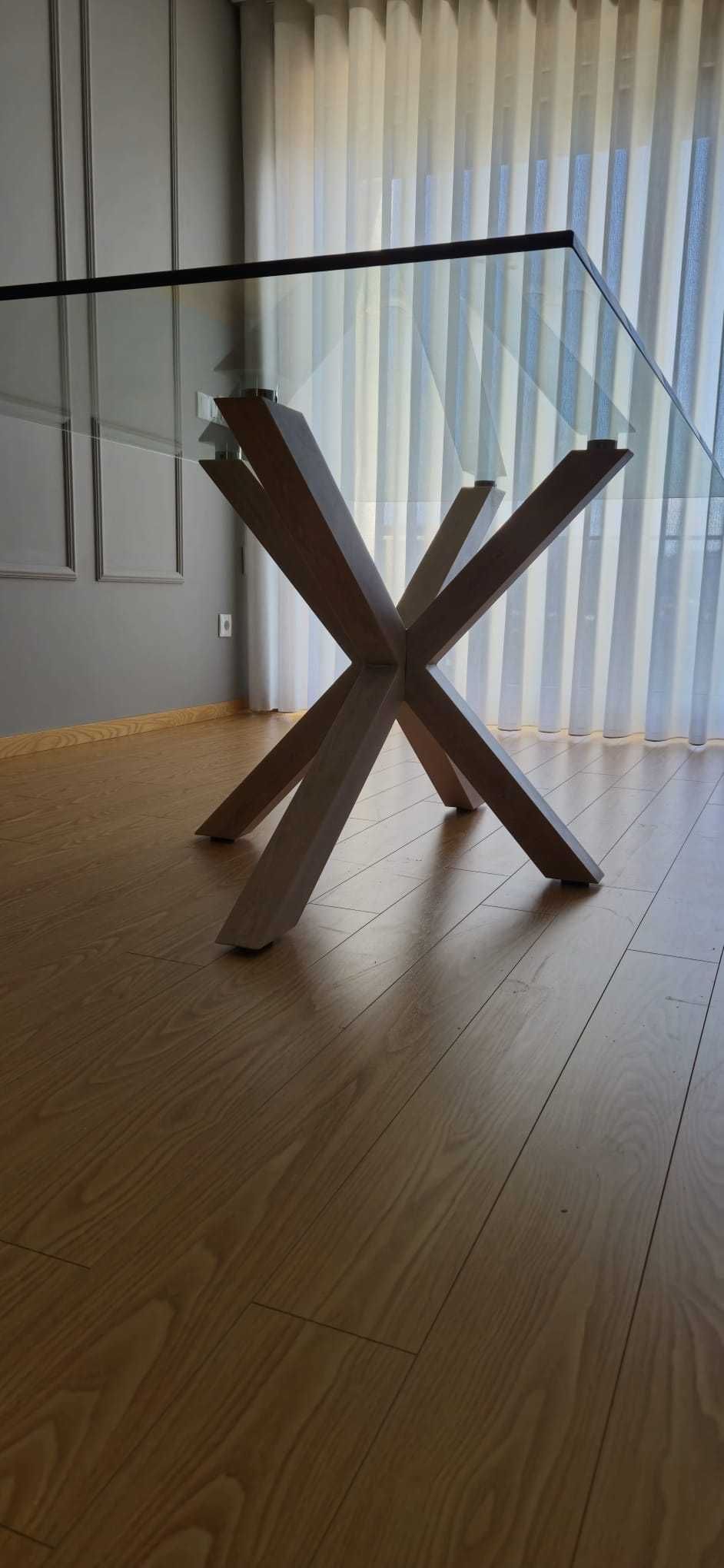 Mesa de Jantar em vidro