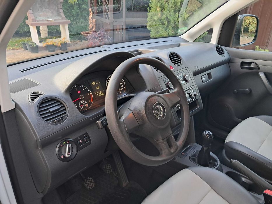 Vw Caddy 1.6 TDI.2013.Stan bardzo dobry.5 osobowy.