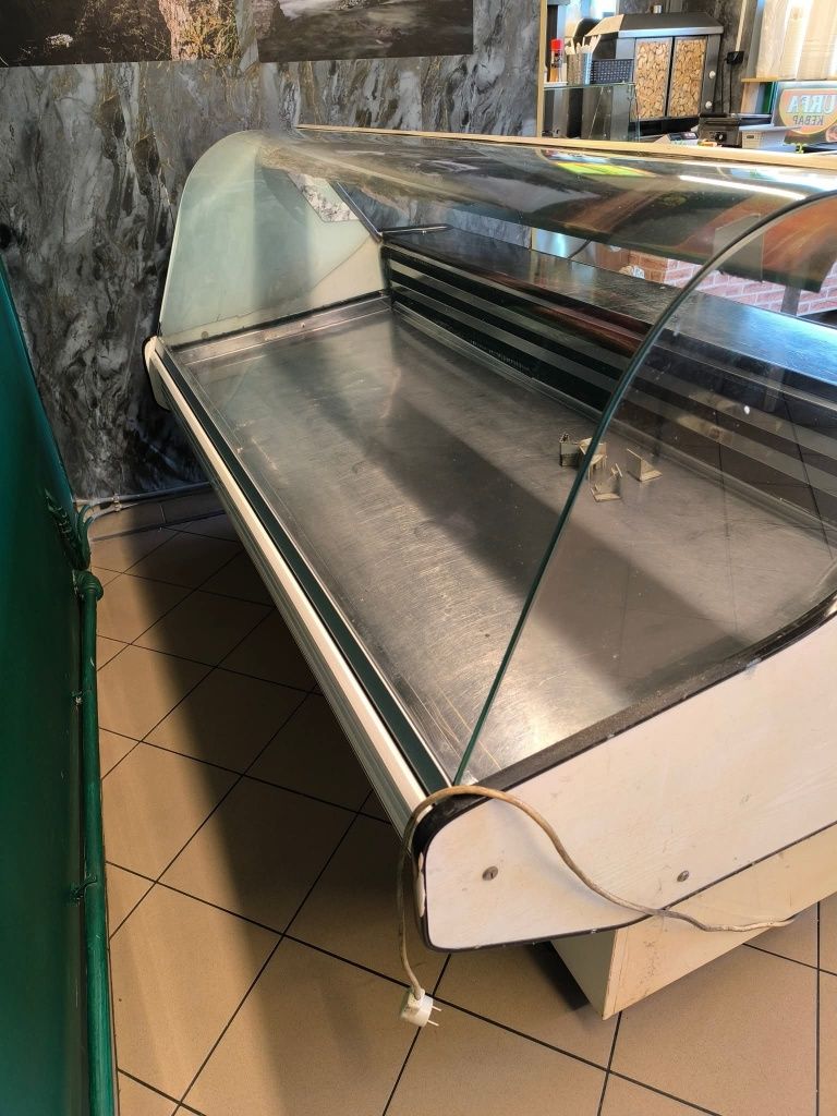 Lada chłodnicza używana