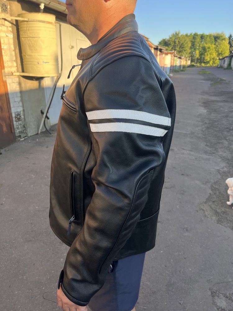 Чоловіча Шкіряна мотокуртка Skintan 50p ( m)