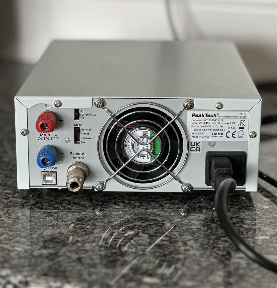Zasilacz laboratoryjny USB 60V 15A PeakTech 1585