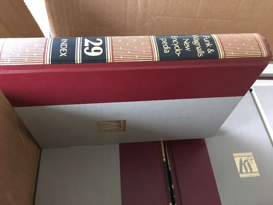 Enciclopédia - Funk & Wagnalls new encyclopedia