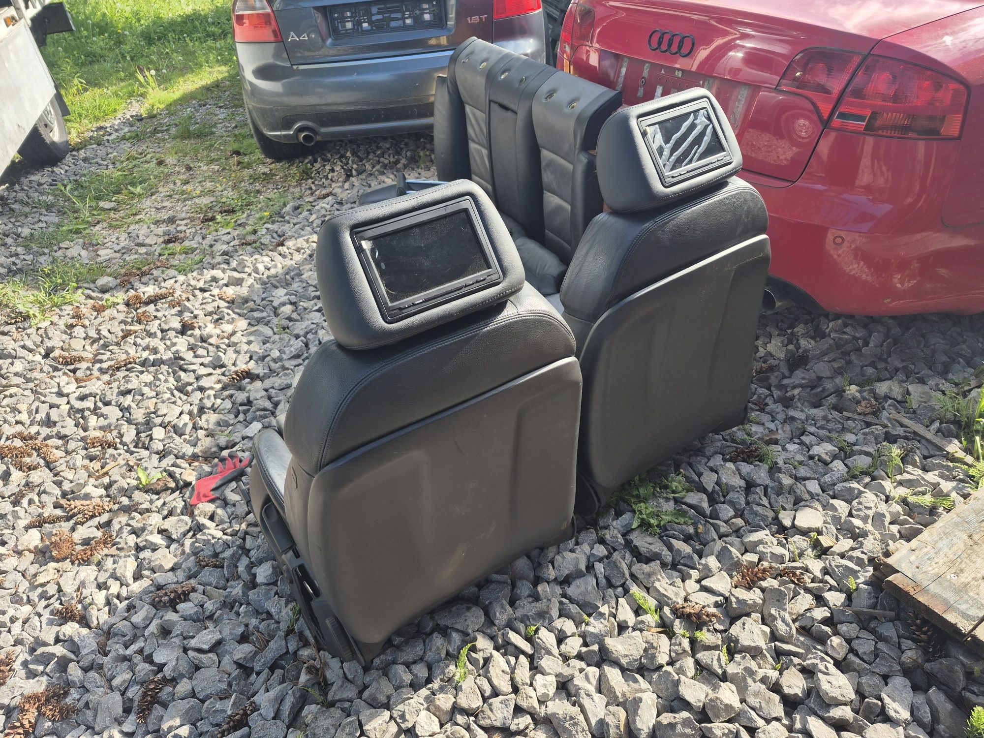 fotele skóra audi a4 b7 b6 monitorki w zaglowkach