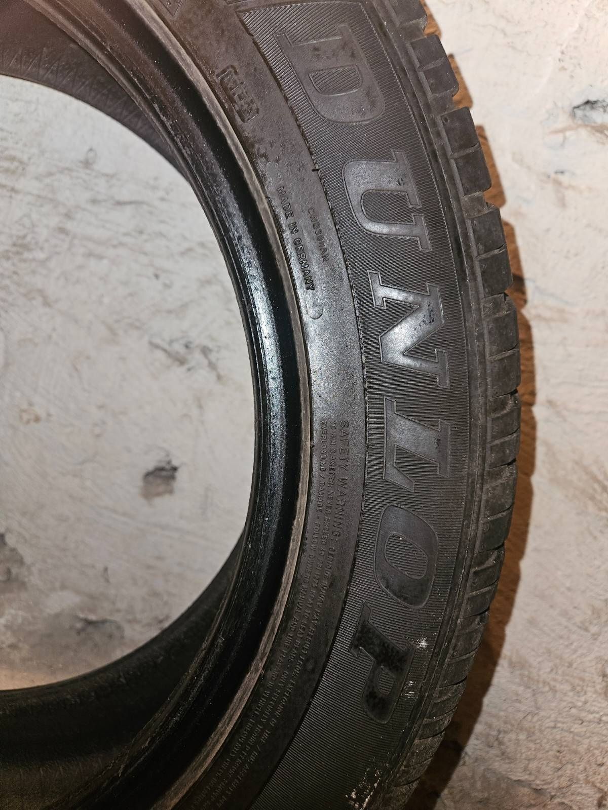Komplet zimowych opon Dunlop i Continental 235/55/R18 (4)