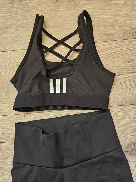 Komplet top i legginsy adidas