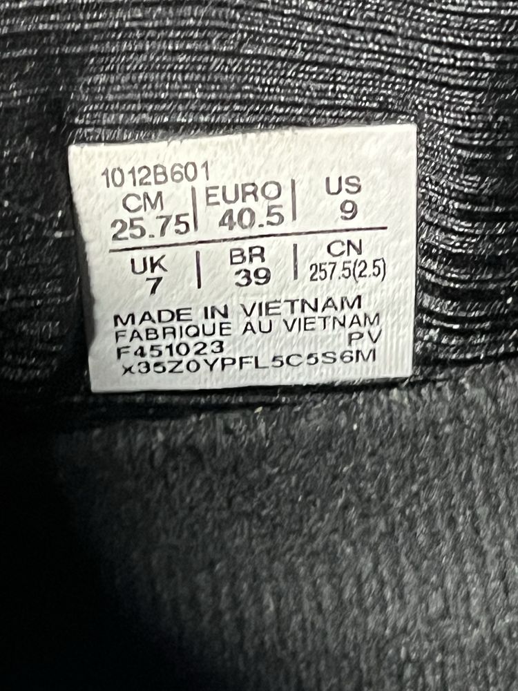 Кросівки Asics Gel-Nimbus 26