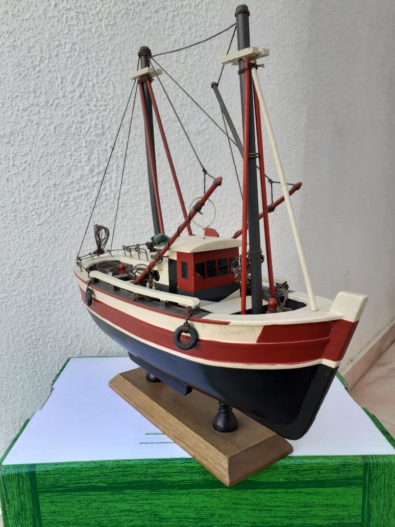 Barco d Pesca Tradicional  - Colecção
