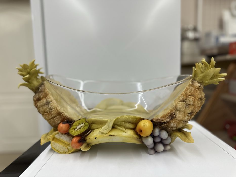 Цукерниця. Італія. Сevik.